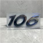 Logo en lettres métalliques pour peugeot 106